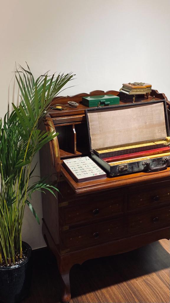 مسابيح حجر | مسباح| مسابيح| حجر| مسابيح حجر| عاج| عاجيات| مسابيح نادرة| وحيد القرن | عاج الماموث المنقرض| عاج الماموث المنقرظ| طائر