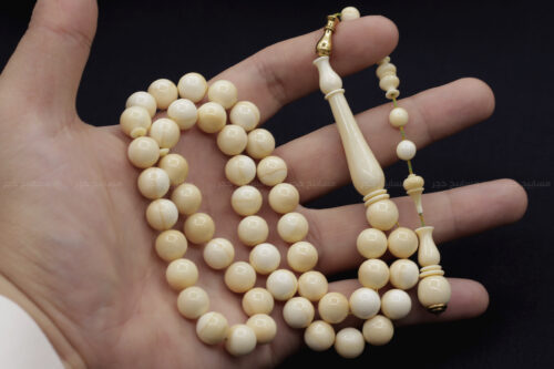 عاج حوت العنبر نحاس 66 غا الواحي 6 من أندر الخامات وأثمنها: عاج حوت العنبر مع نحاس