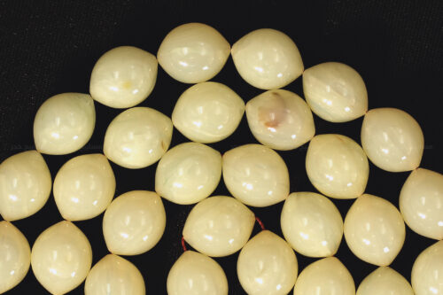 بكلايت صب قديم من حمالة أفياش (فزدقي بعرق أحمر)