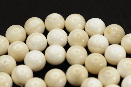 من نوادر الخامات: عاج حوت العنبر (منوصف)