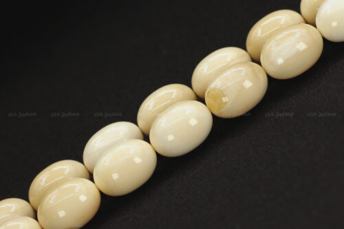 من العاجيات السبعة: عاج حوت العنبر (منوصف)