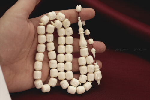 عاج فرس النهر (أصلب العاجيات السبعة وأنصعها)