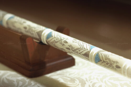 عصاية العاج ٢ عصى عكاز من عاج الفيل الأفريقي (مطعمة بالفضة والفيروز)