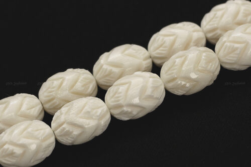 عظم جمل منقوش بالكامل