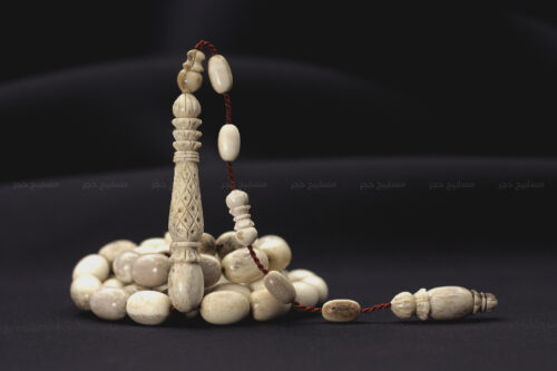 قرن غزال الفولدير (الأيل الأوروبي) بطقم منقوش