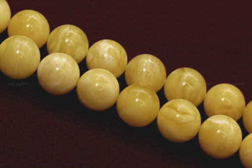 كهرم (كهرمان) طبيعي