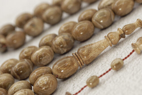 أندر أنواع اليسر وأثمنها: اليسر الوردي