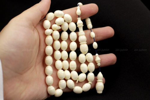 أندر وأثمن العاجيات السبعة: عاج حوت الناروال Narwhal ivory