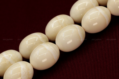 ناروال منوصف بيض حمام 4 copy أندر وأثمن العاجيات السبعة: عاج حوت الناروال Narwhal ivory